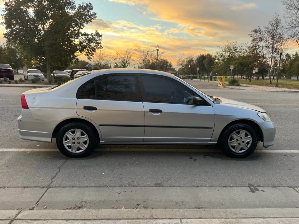 2006 Honda Civic 8th Gen - Image 3 of 11