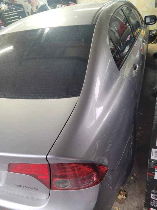 2006 Honda Civic 8th Gen - Image 6 of 8