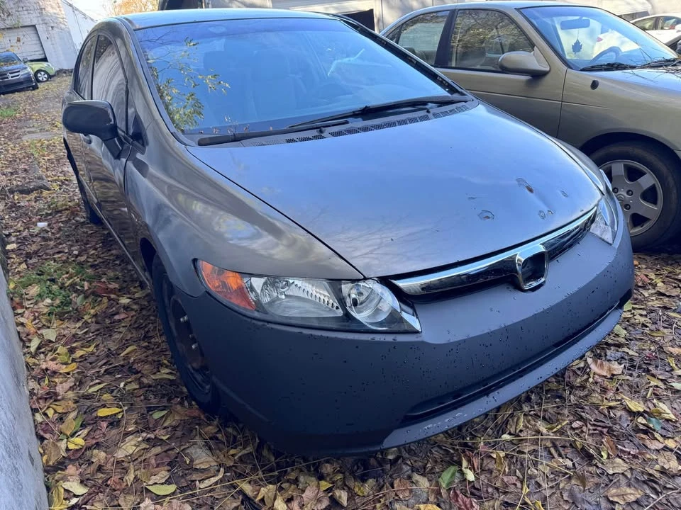 2006 Honda Civic 8th Gen - Image 2 of 8