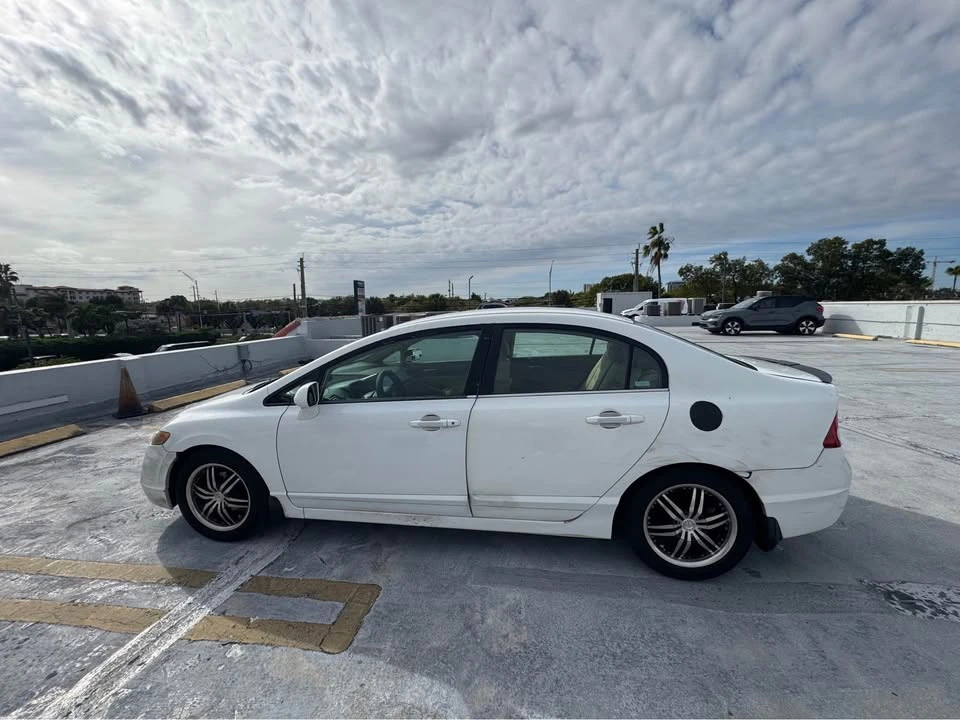 2006 Honda Civic 8th Gen - Image 6 of 14