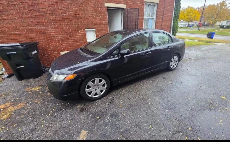 2006 Honda Civic 8th Gen - Image 2 of 3