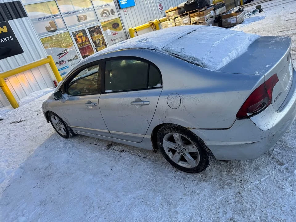 2006 Honda Civic 8th Gen - Image 2 of 5