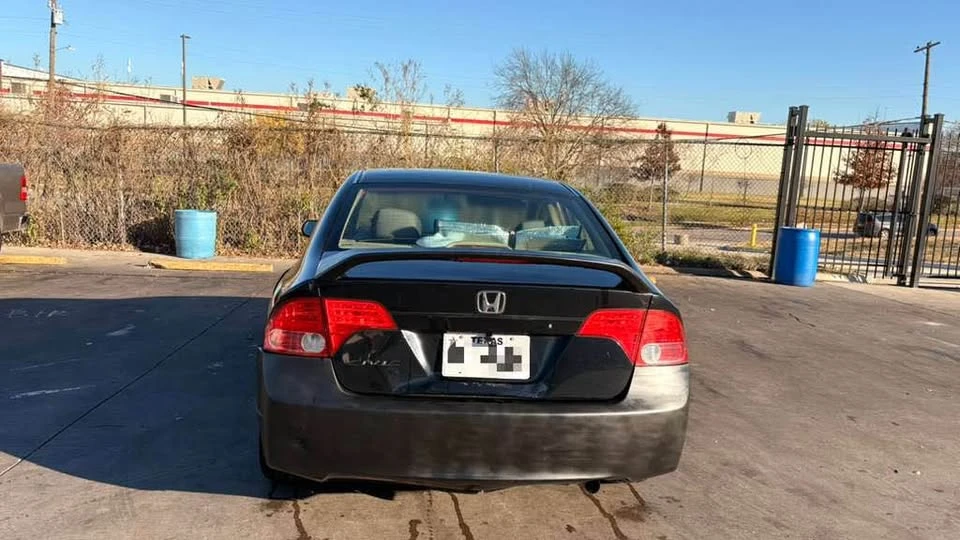 2006 Honda Civic 8th Gen - Image 11 of 16