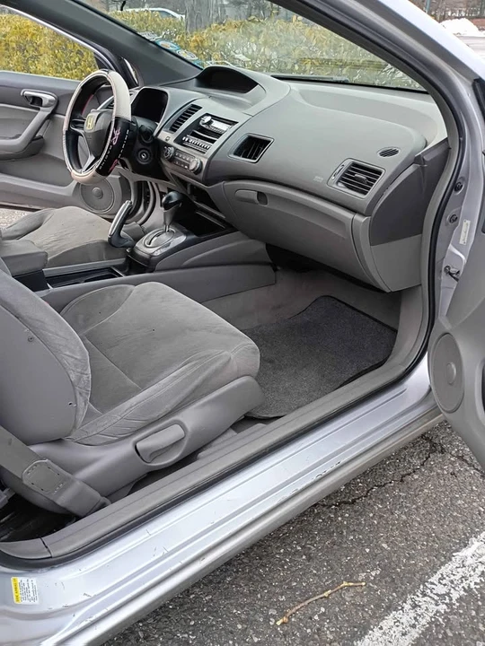 2006 Honda Civic 8th Gen - Image 14 of 20