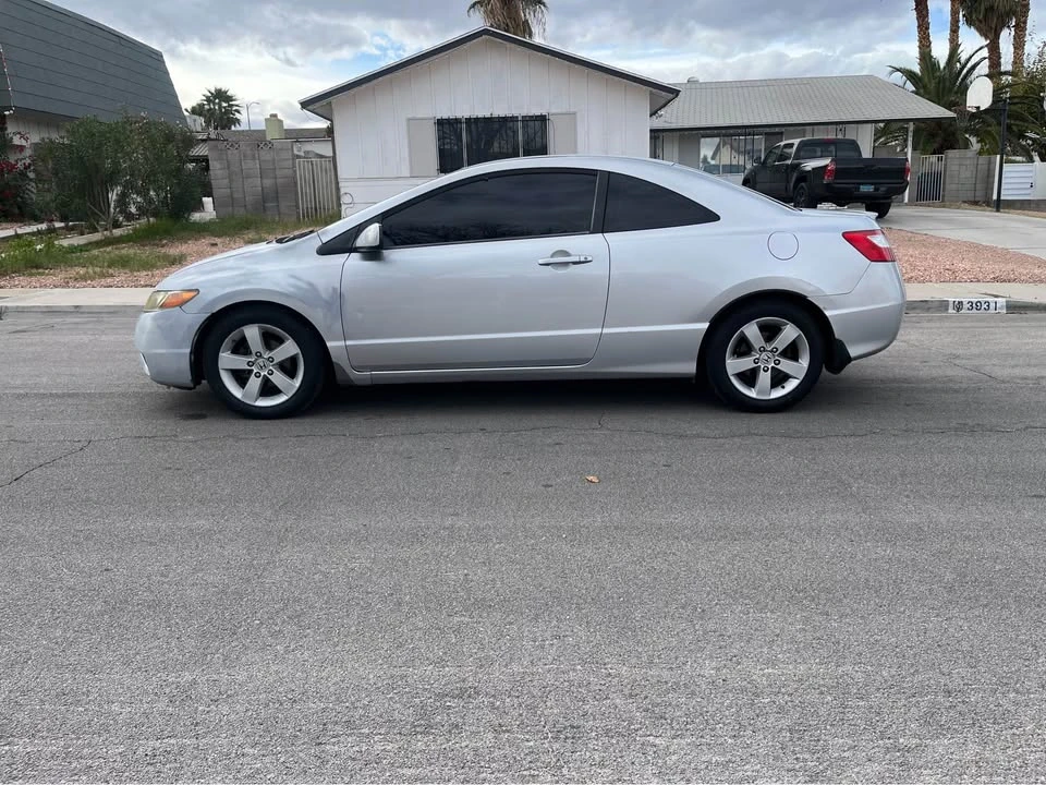 2006 Honda Civic 8th Gen - Image 3 of 11