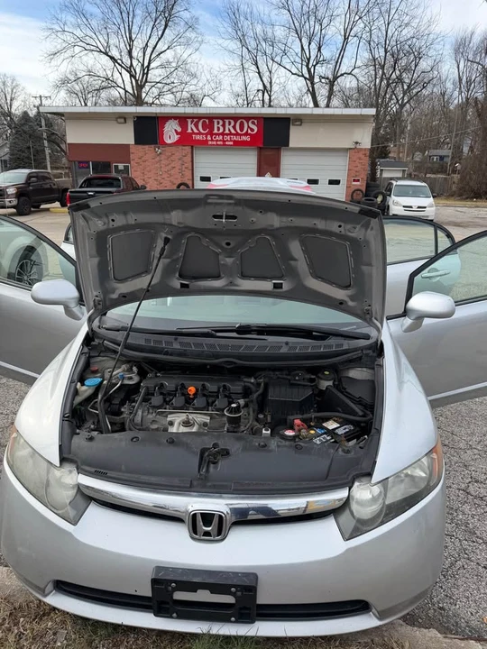 2006 Honda Civic 8th Gen - Image 5 of 10
