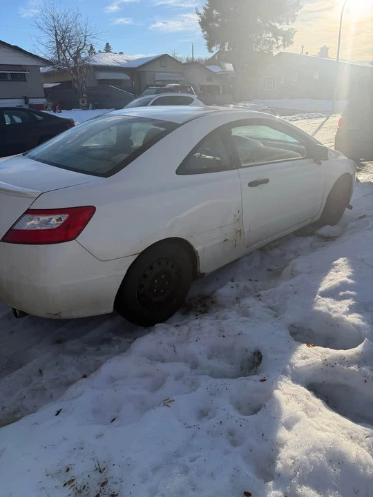 2006 Honda Civic 8th Gen - Image 3 of 3