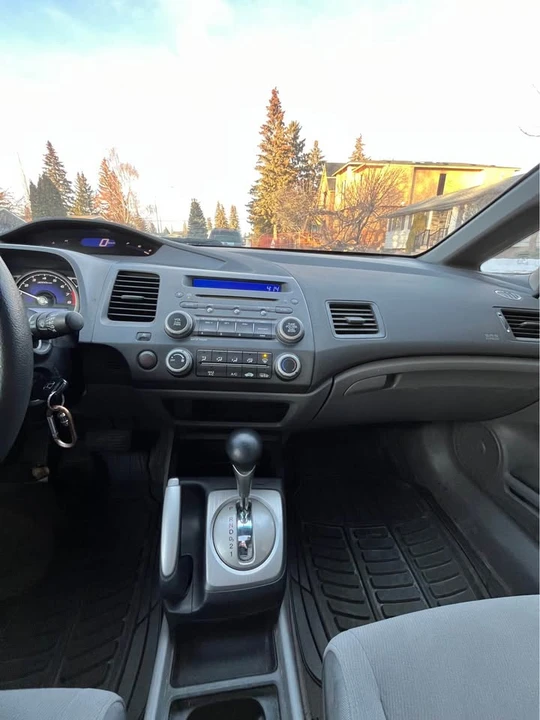 2006 Honda Civic 8th Gen - Image 10 of 12