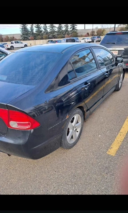 2006 Honda Civic 8th Gen - Image 2 of 8