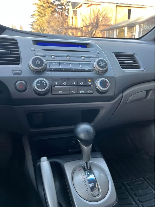 2006 Honda Civic 8th Gen - Image 9 of 12