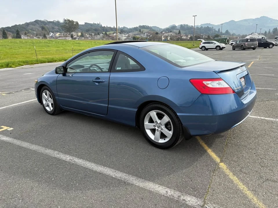 2006 Honda Civic 8th Gen - Image 8 of 12