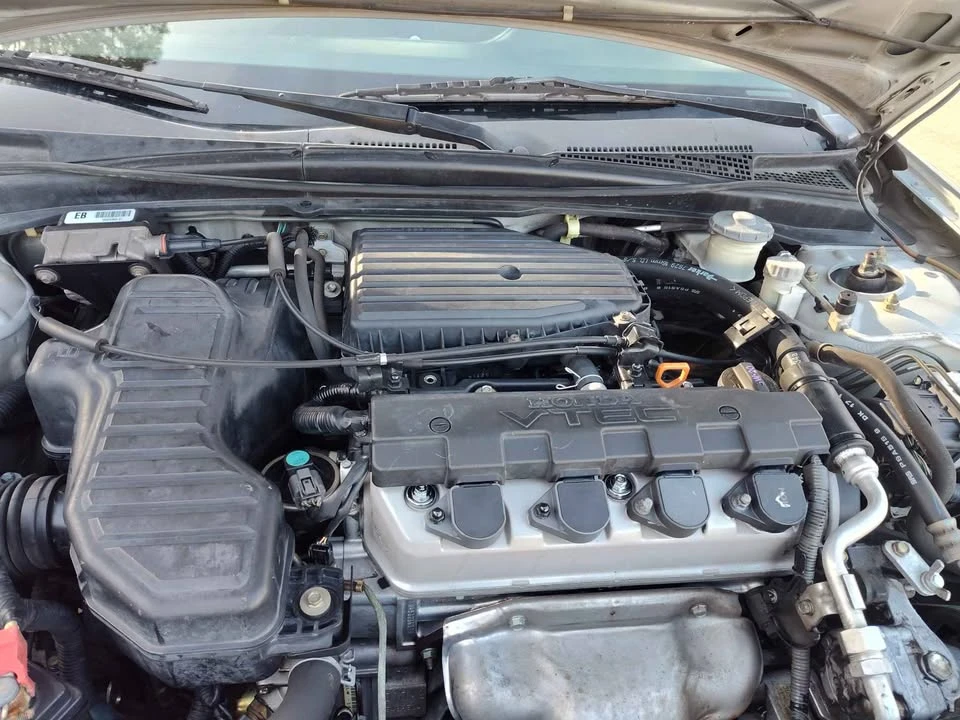 2006 Honda Civic 8th Gen - Image 4 of 8