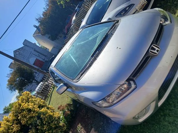 2006 Honda Civic 8th Gen - Image 2 of 8