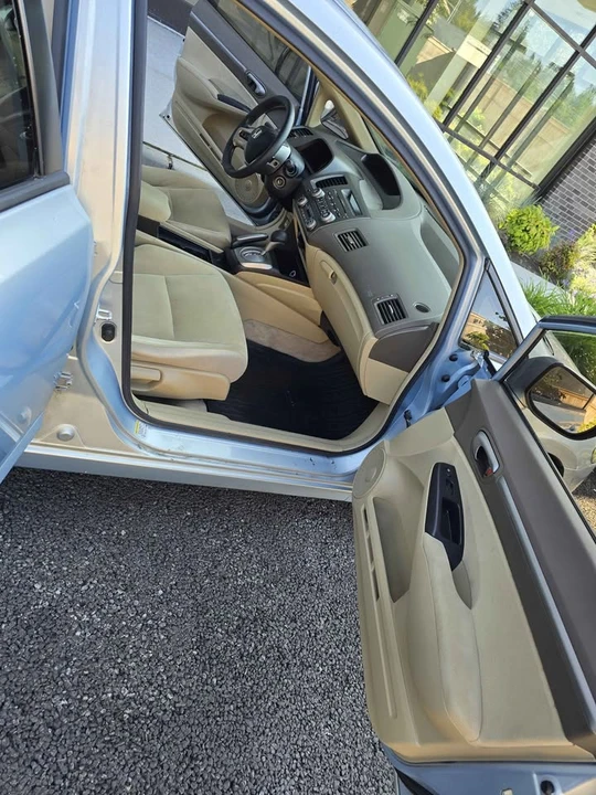 2006 Honda Civic 8th Gen - Image 10 of 11