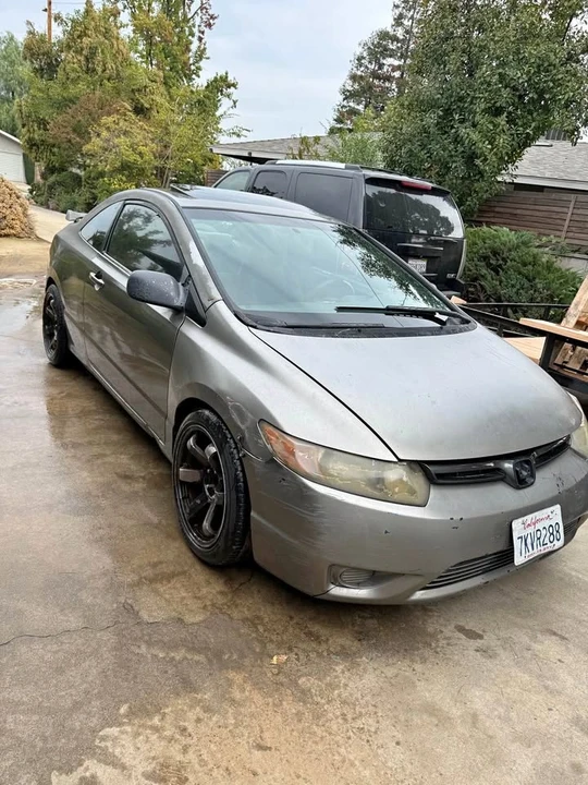 2006 Honda Civic 8th Gen - Image 2 of 8