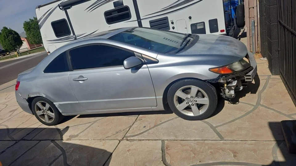 2006 Honda Civic 8th Gen - Image 2 of 4