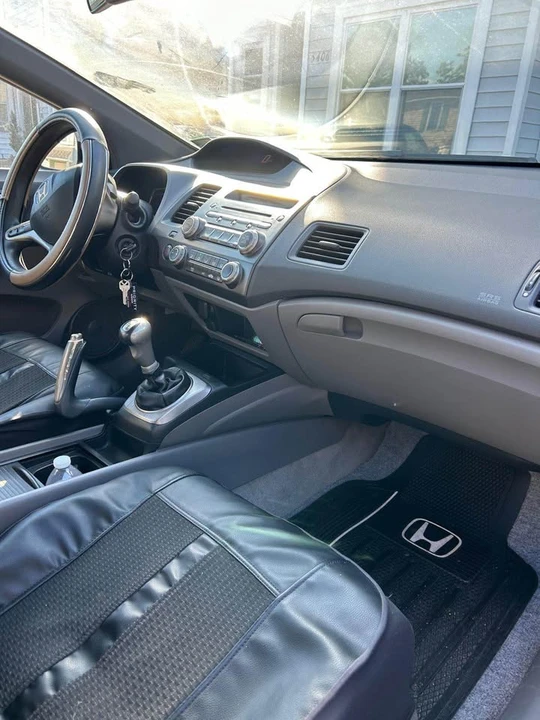 2006 Honda Civic 8th Gen - Image 2 of 8