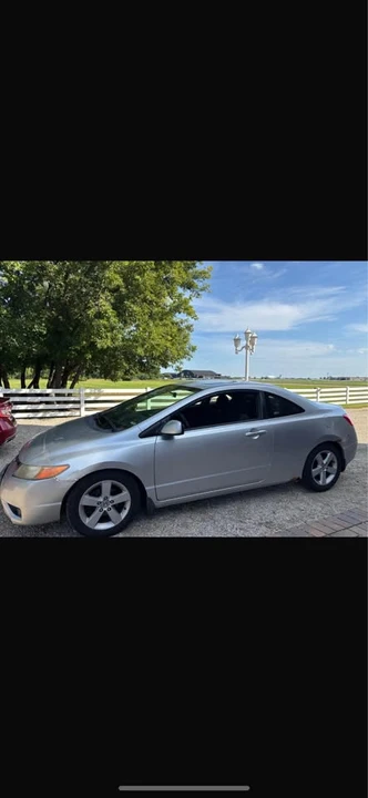 2006 Honda Civic 8th Gen - Image 2 of 3