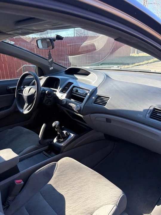 2006 Honda Civic 8th Gen - Image 8 of 12