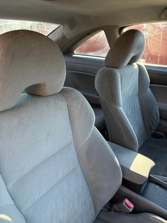 2006 Honda Civic 8th Gen - Image 10 of 12