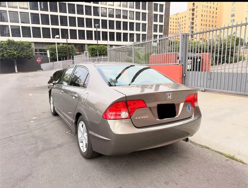 2006 Honda Civic 8th Gen - Image 3 of 5