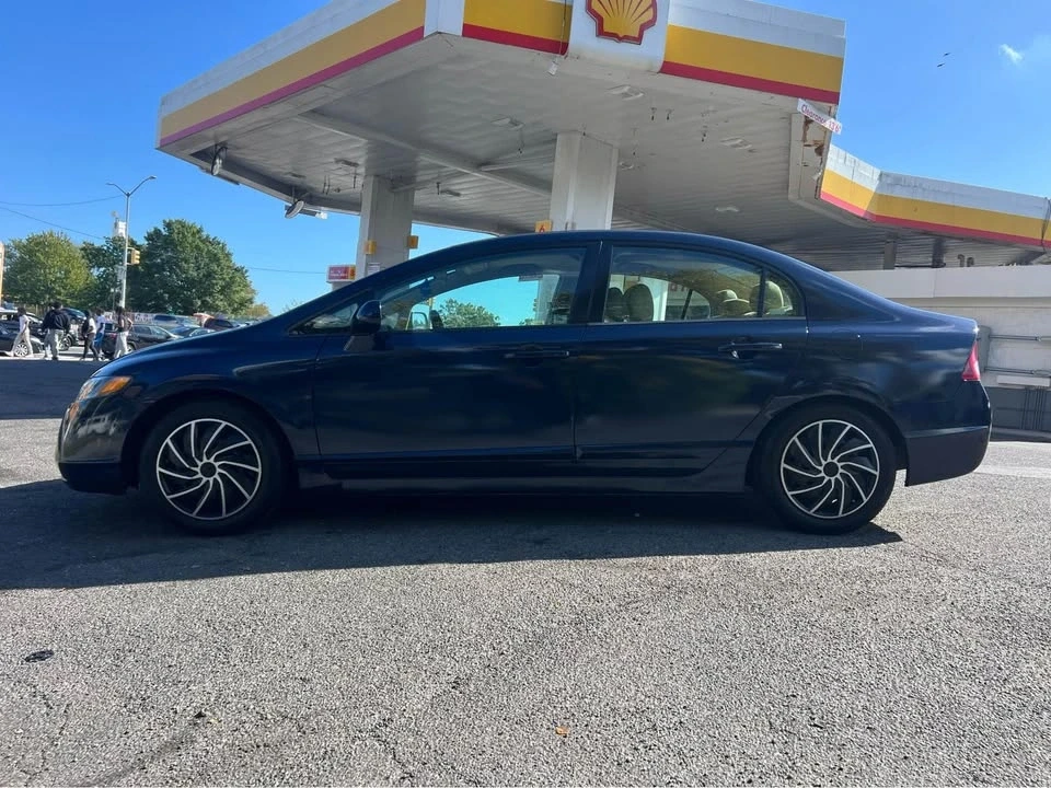 2006 Honda Civic 8th Gen - Image 2 of 12