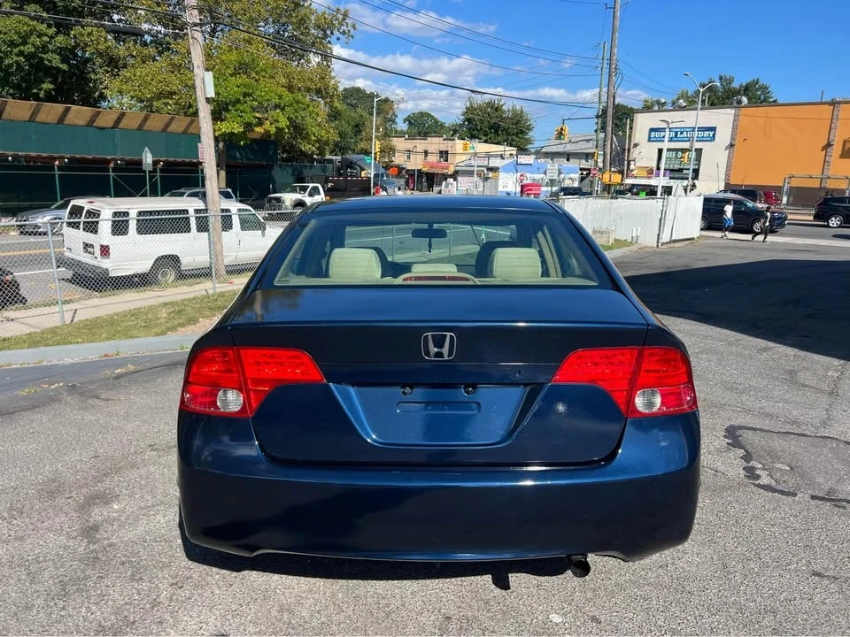 2006 Honda Civic 8th Gen - Image 9 of 12