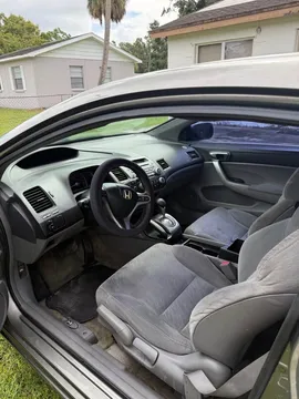 2006 Honda Civic DX Sedan
