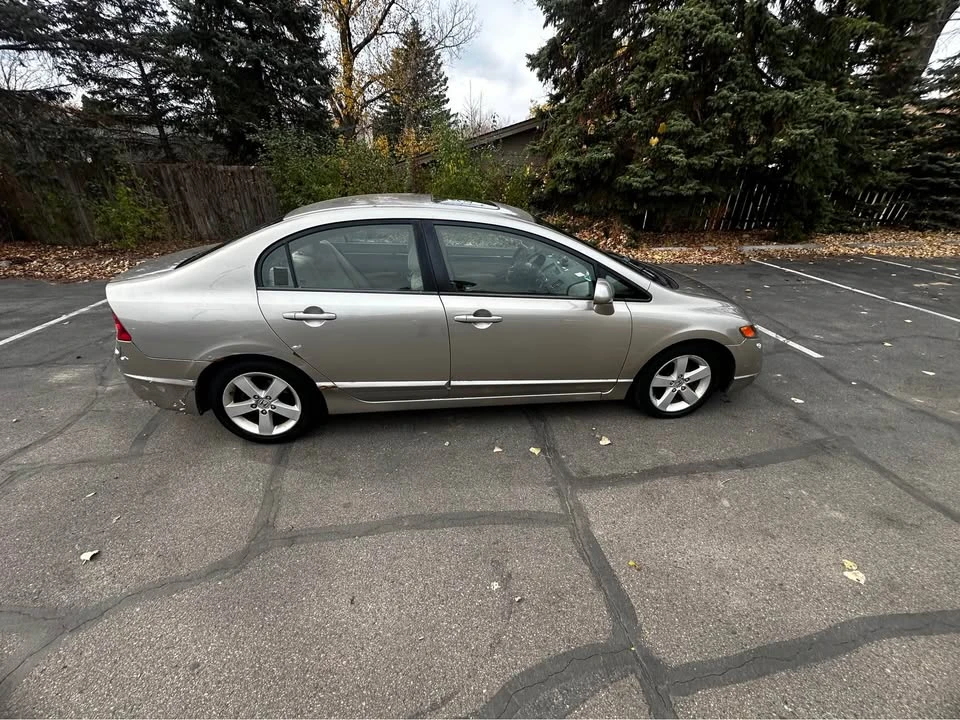 2006 Honda Civic 8th Gen - Image 10 of 13