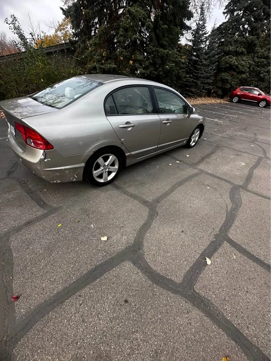 2006 Honda Civic 8th Gen - Image 9 of 13