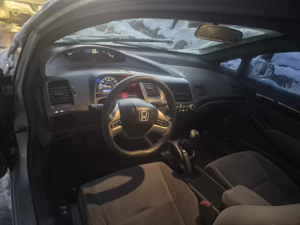 2006 Honda Civic 7th Gen - Image 7 of 9
