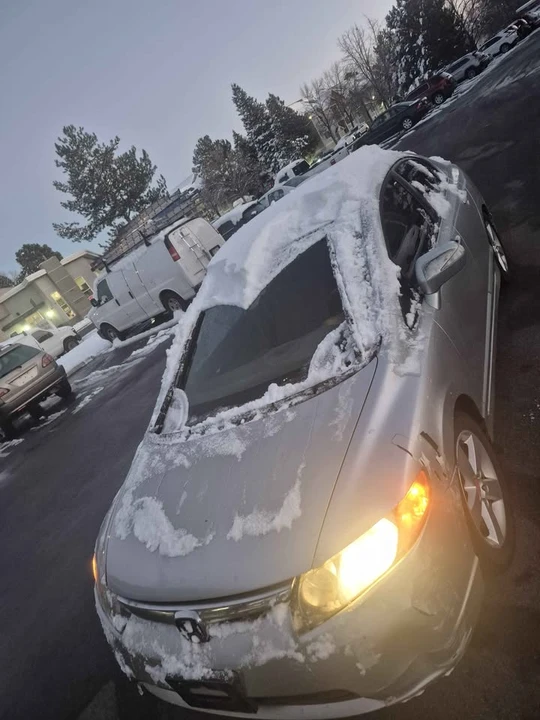 2006 Honda Civic 7th Gen - Image 2 of 9
