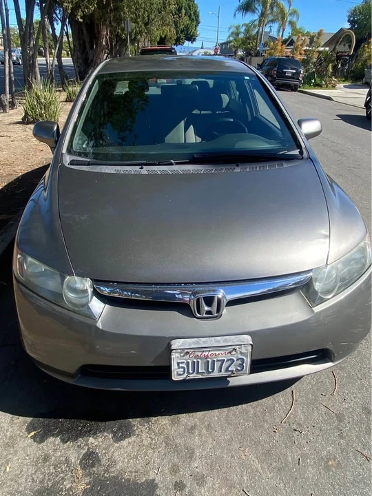 2006 Honda Civic 8th Gen - Image 2 of 10