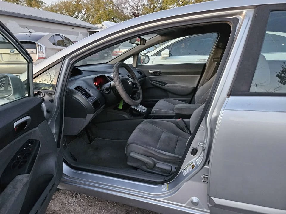 2006 Honda Civic 8th Gen - Image 7 of 9