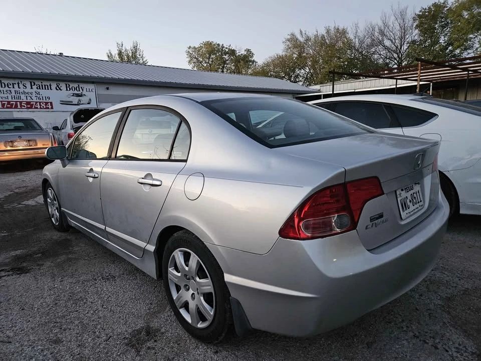 2006 Honda Civic 8th Gen - Image 6 of 9