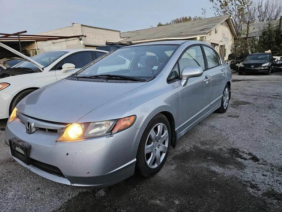 2006 Honda Civic 8th Gen - Image 2 of 9