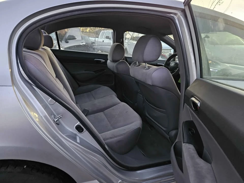 2006 Honda Civic 8th Gen - Image 8 of 9