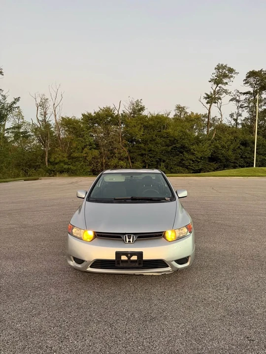 2006 Honda Civic 8th Gen - Image 2 of 11