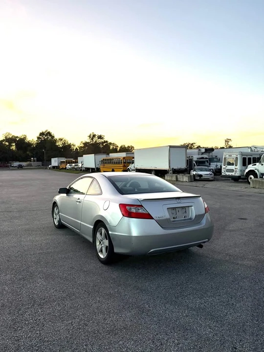 2006 Honda Civic 8th Gen - Image 5 of 11