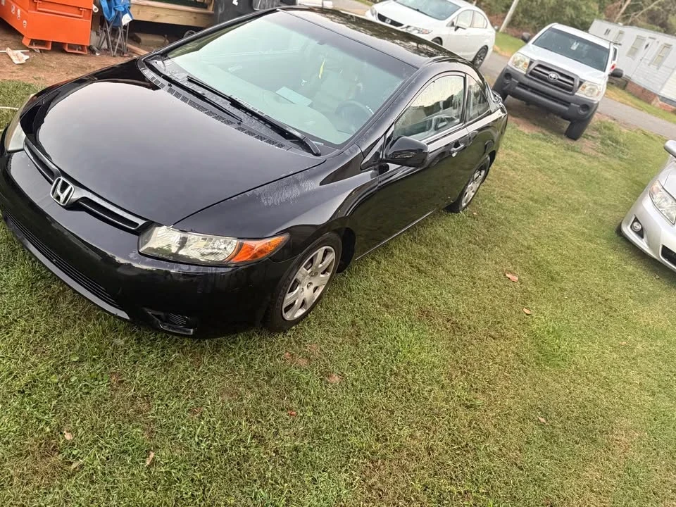 2006 Honda Civic 8th Gen - Image 2 of 13