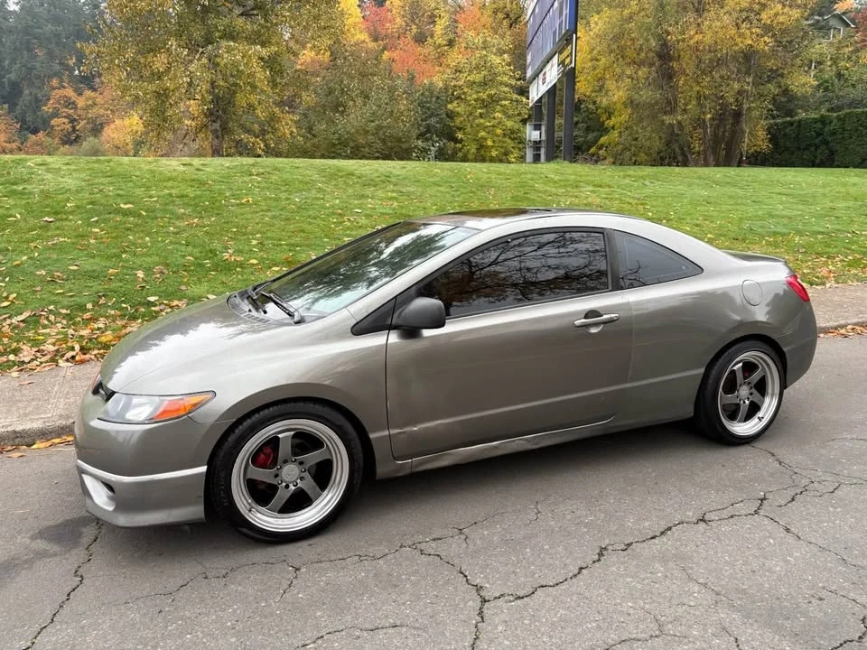 2006 Honda Civic 8th Gen - Image 2 of 13