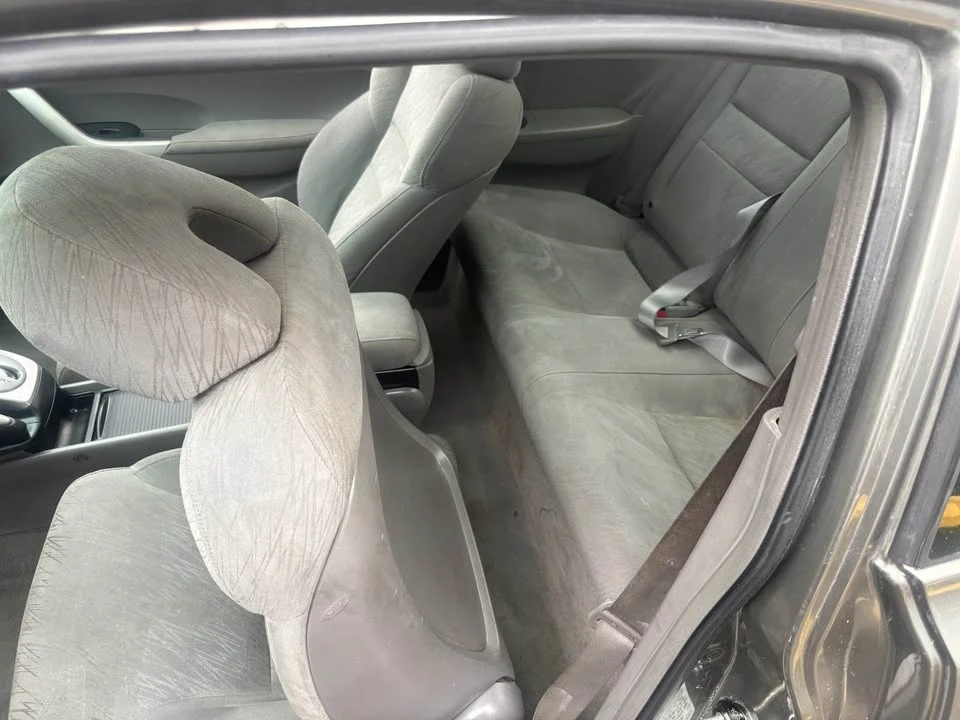 2006 Honda Civic 8th Gen - Image 10 of 13