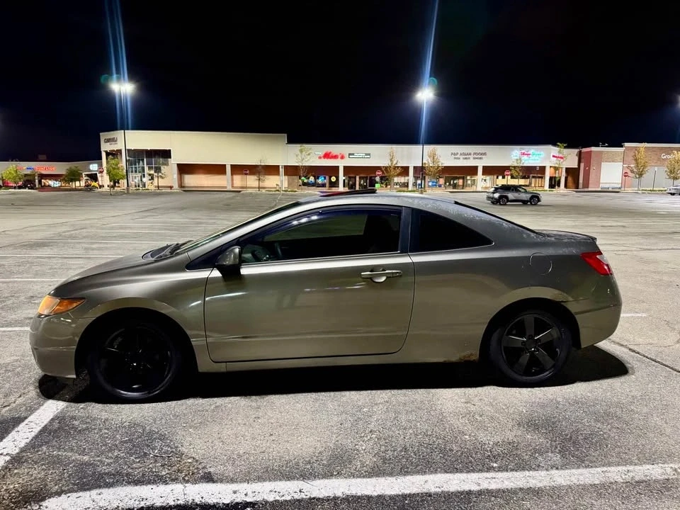 2006 Honda Civic 8th Gen - Image 5 of 12