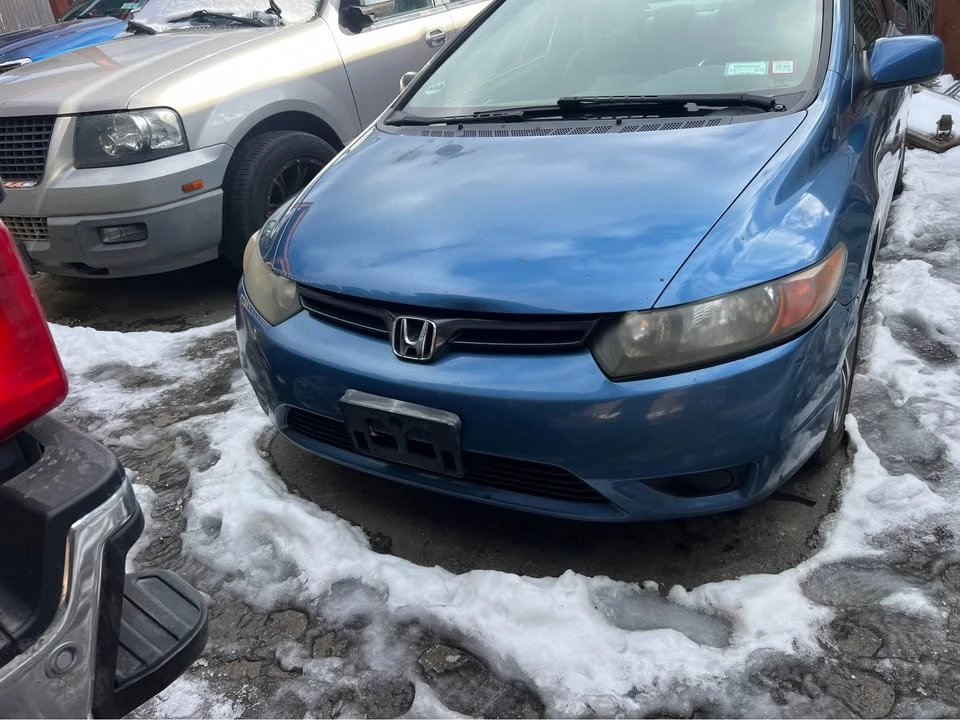 2006 Honda Civic 8th Gen - Image 8 of 13