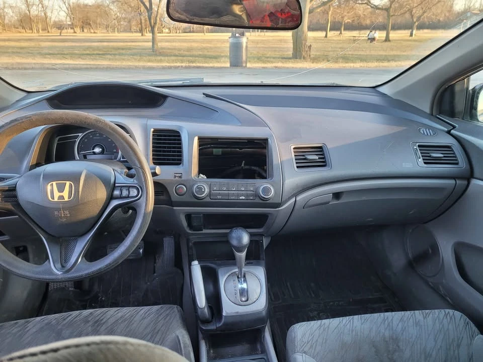 2006 Honda Civic 8th Gen - Image 8 of 14