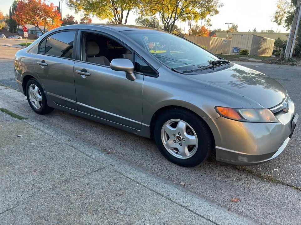 2006 Honda Civic 8th Gen - Image 2 of 9