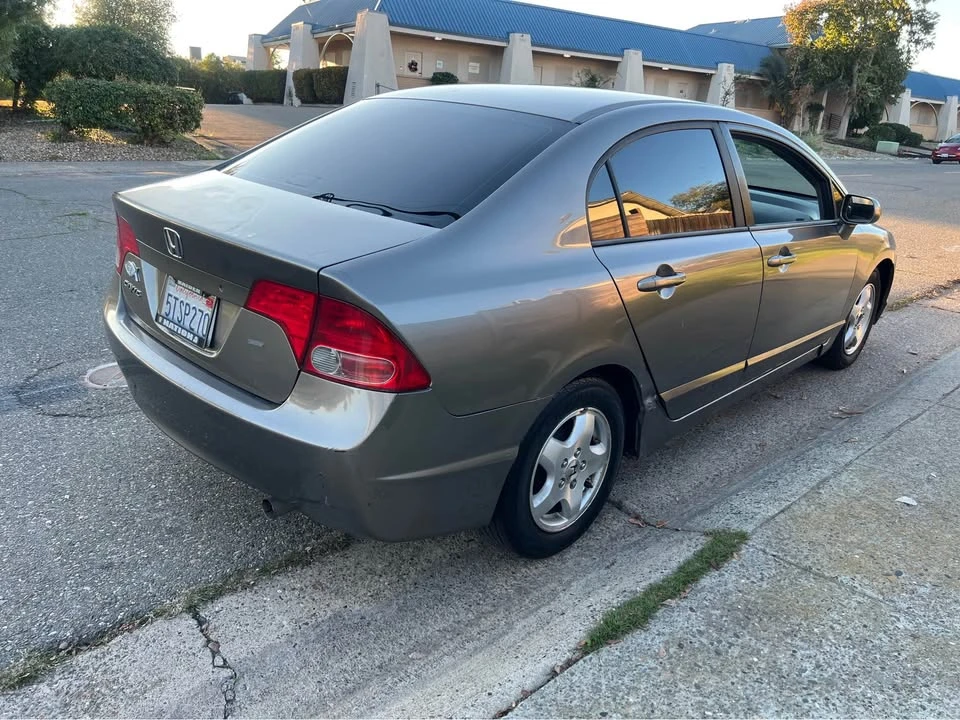 2006 Honda Civic 8th Gen - Image 3 of 9