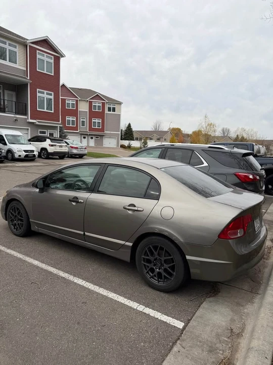 2006 Honda Civic 8th Gen - Image 2 of 4