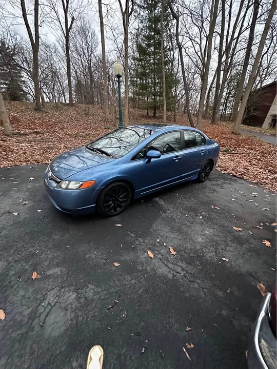 2006 Honda Civic 8th Gen - Image 2 of 6