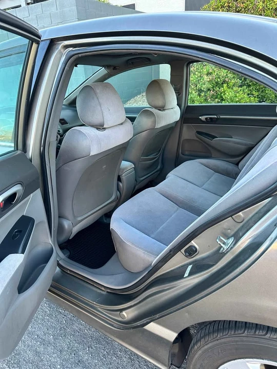 2006 Honda Civic 8th Gen - Image 13 of 16